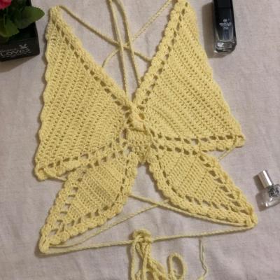 Top papillon jaune